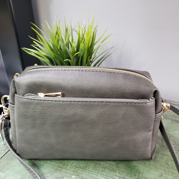 FashionPuzzle Triple Zip Small Crossbody Bag - Picture 4 of 6